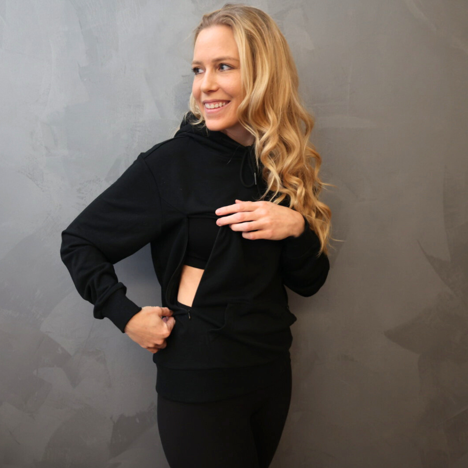 Bamboo Breastfeeding Hoodie - Black