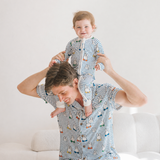 Bebé con el mono de bambú ZIPSTER x Miffy pelele de bambú «Peek-a-Boo Blue»