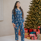 Damen-Pyjama-Set „Merry Mutt“ im Karomuster
