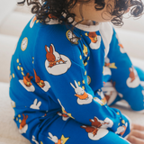 Bebé con el pijama de bambú ZIPSTER x Miffy Starry Sleep de bambú