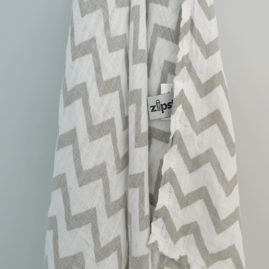 Zig Zag Large Muslin Blanket - Zipster